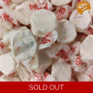 Taffy Town Frosted Cupcake Salt Water Taffy - Soft Chewy Candy Sweets